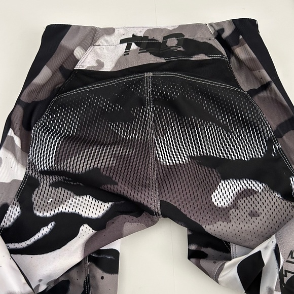 Troy Lee Designs Big Boys Moto Riding Set Jersey Pants Gloves Youth M Pans 26 - Picture 9 of 14